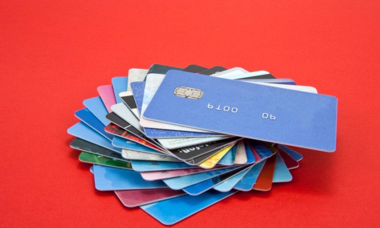 Choose the Right Number of Credit Cards for Your Lifestyle