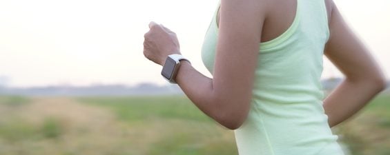 fitbit blaze vs apple watch