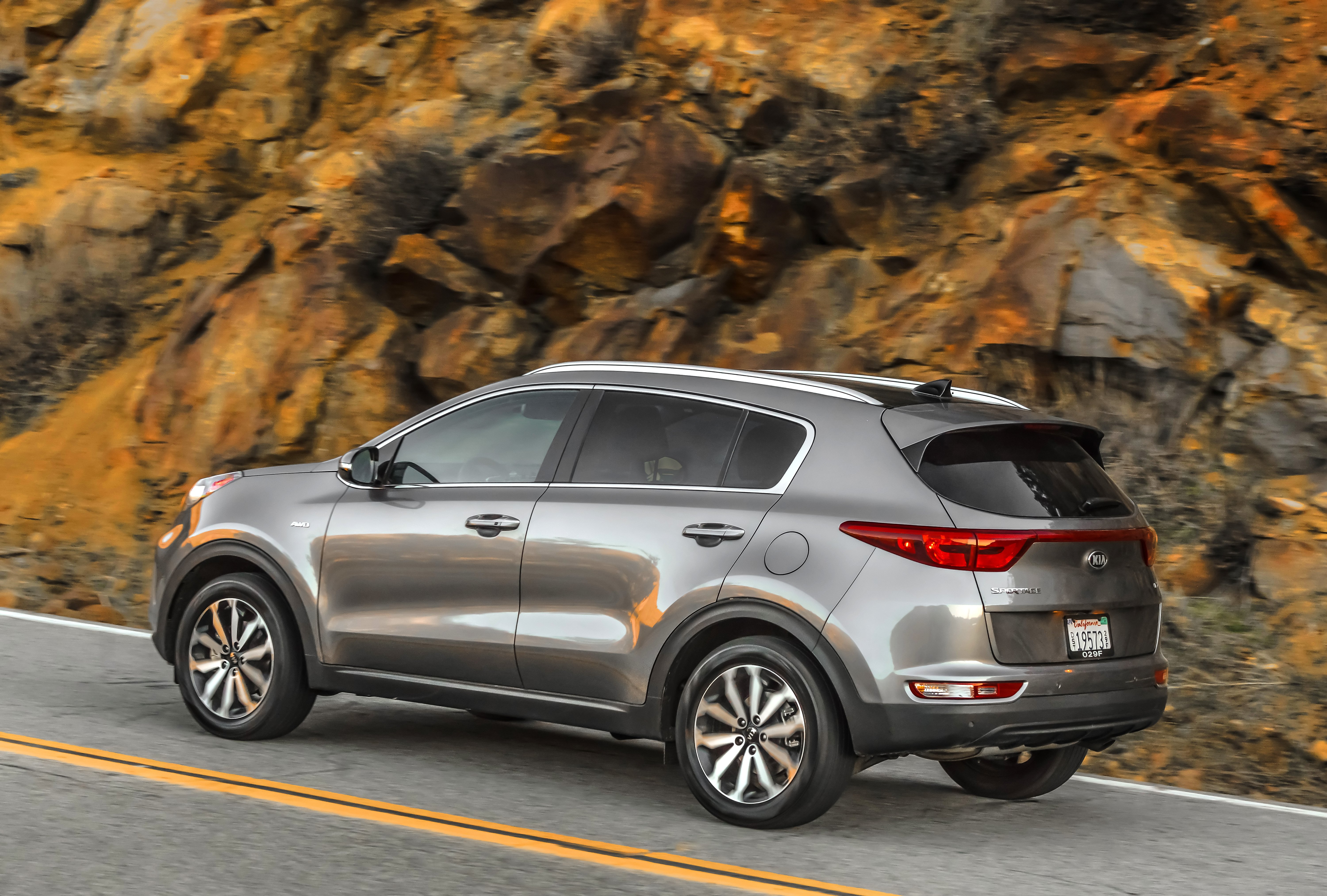 2017 Kia Sportage Ex Review New Look For An Old Favorite Nerdwallet 2017 Kia Sportage Ex