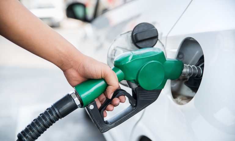 5 Easy Ways to Save Money on Gas