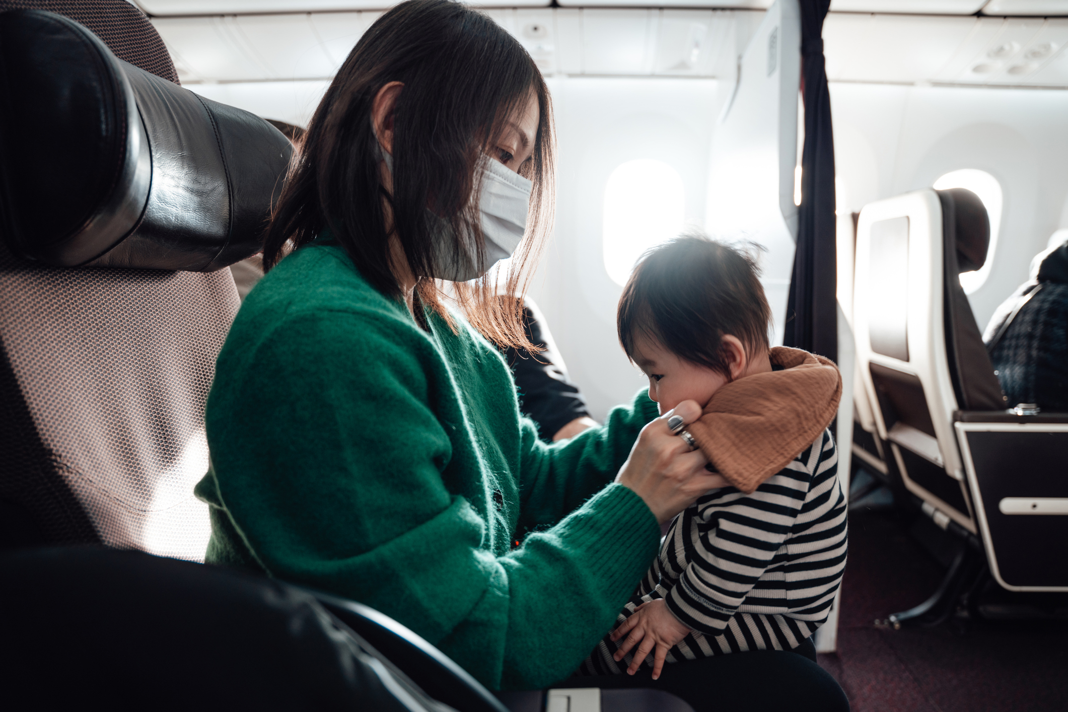 4 Toddler Toys We Swear By For A Smooth Flight - The Mom Edit