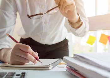 How Much Does a Financial Advisor Cost?