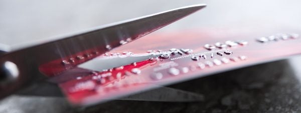 destroy-a-credit-card-properly