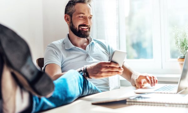 eToro Review 2020: Pros, Cons and How It Compares