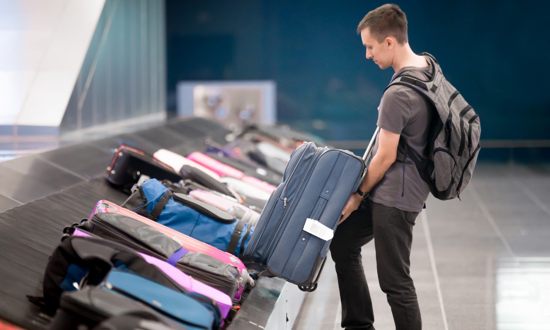 The Airlines and Airports That Lost the Most Luggage This Year, According  to a New Study