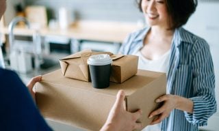 Best Credit Cards for Food Delivery