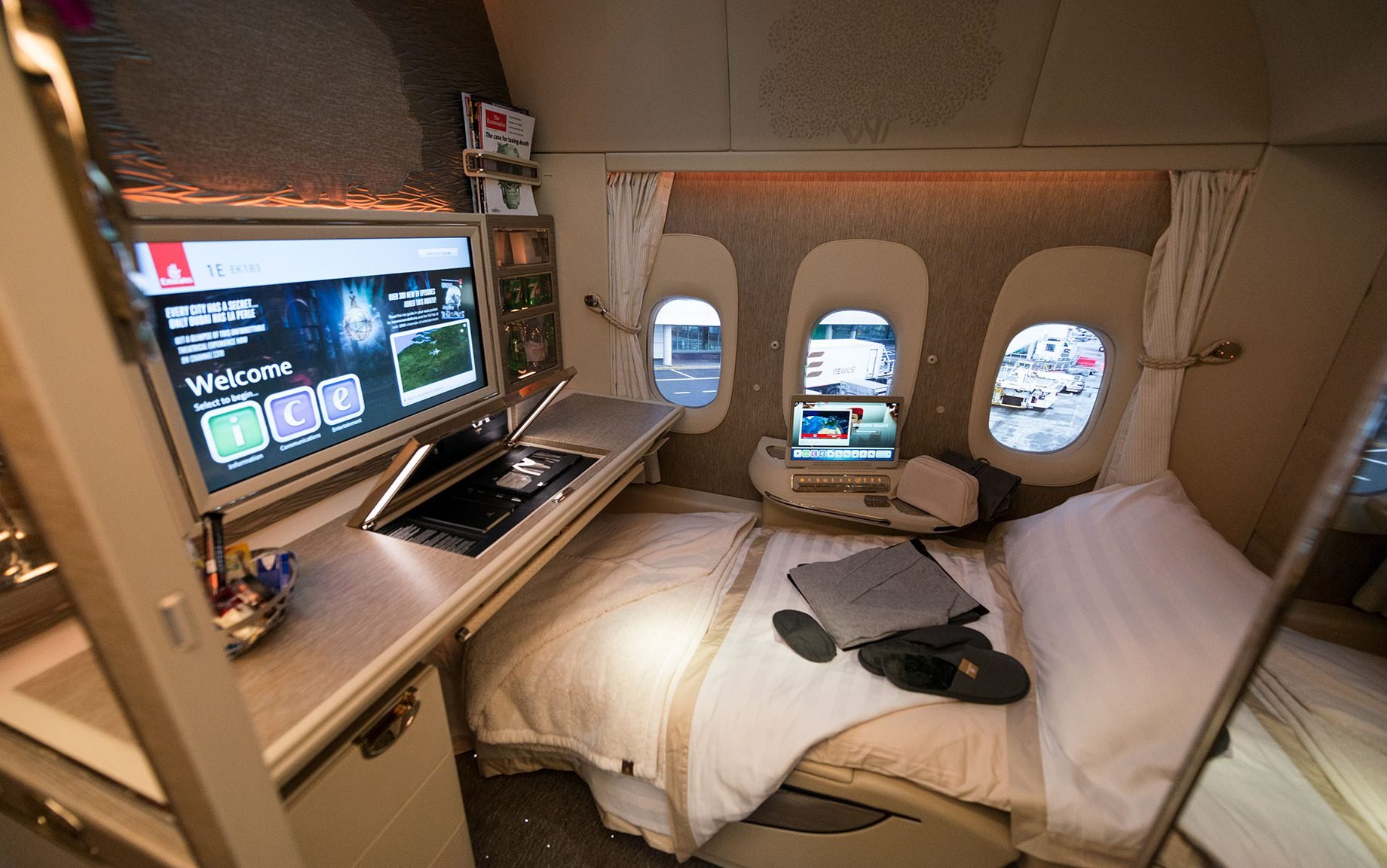 Emirates first class in 2023 | Our Complete Emirates A380 first class  experience - YouTube