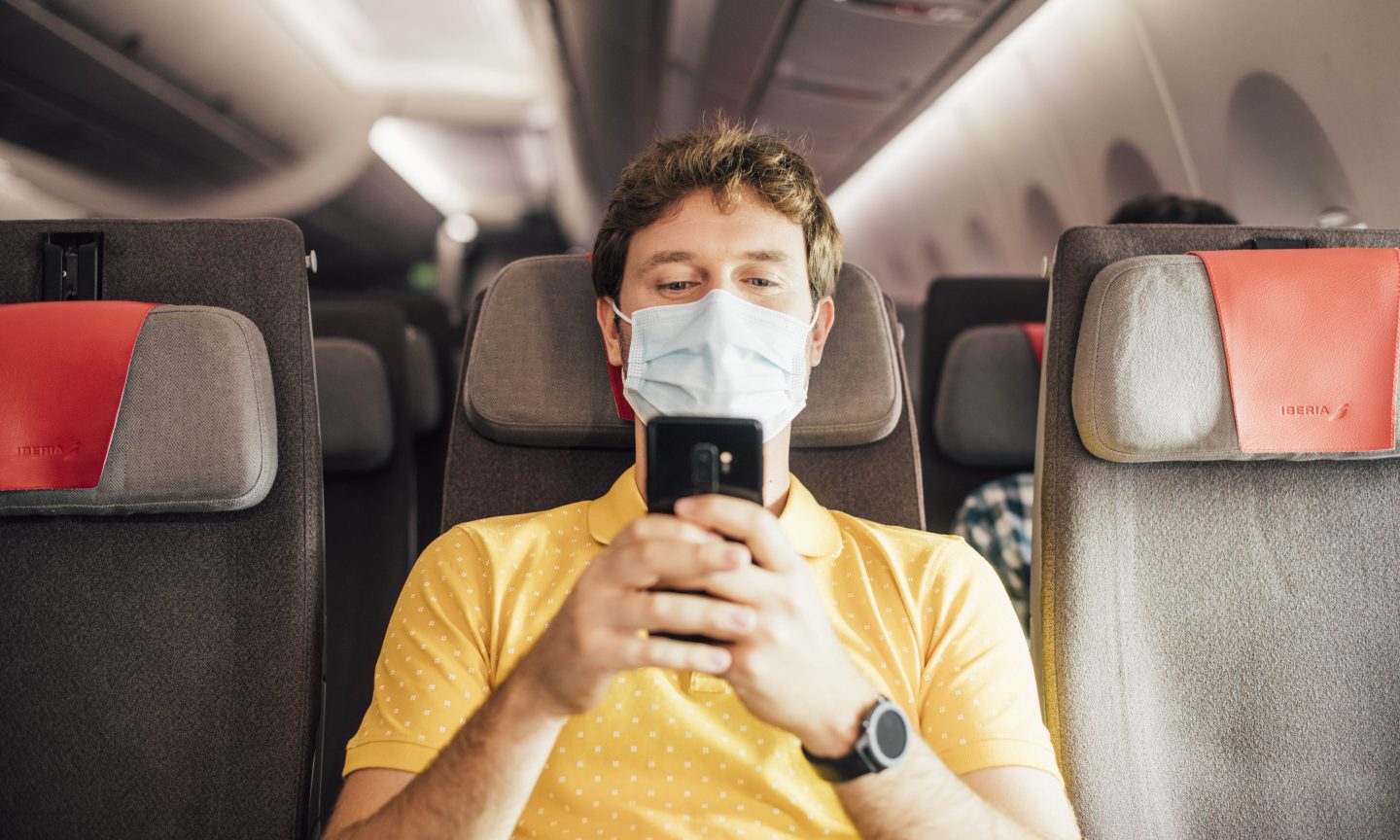 What to Look for in Airline Seat Reviews - NerdWallet