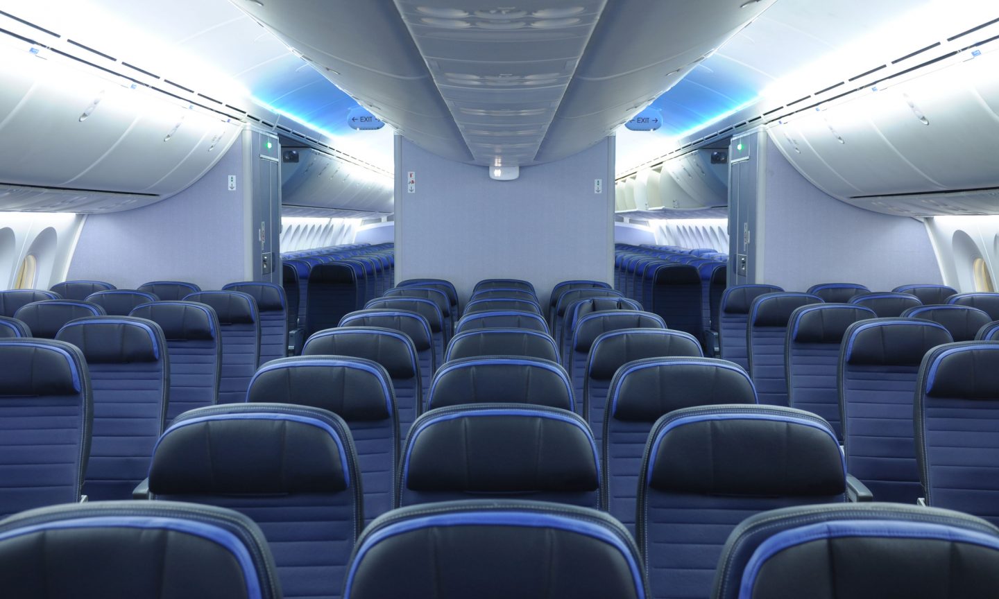 Here's Your Chance To Ride Jump Seat In The 787 Dreamliner