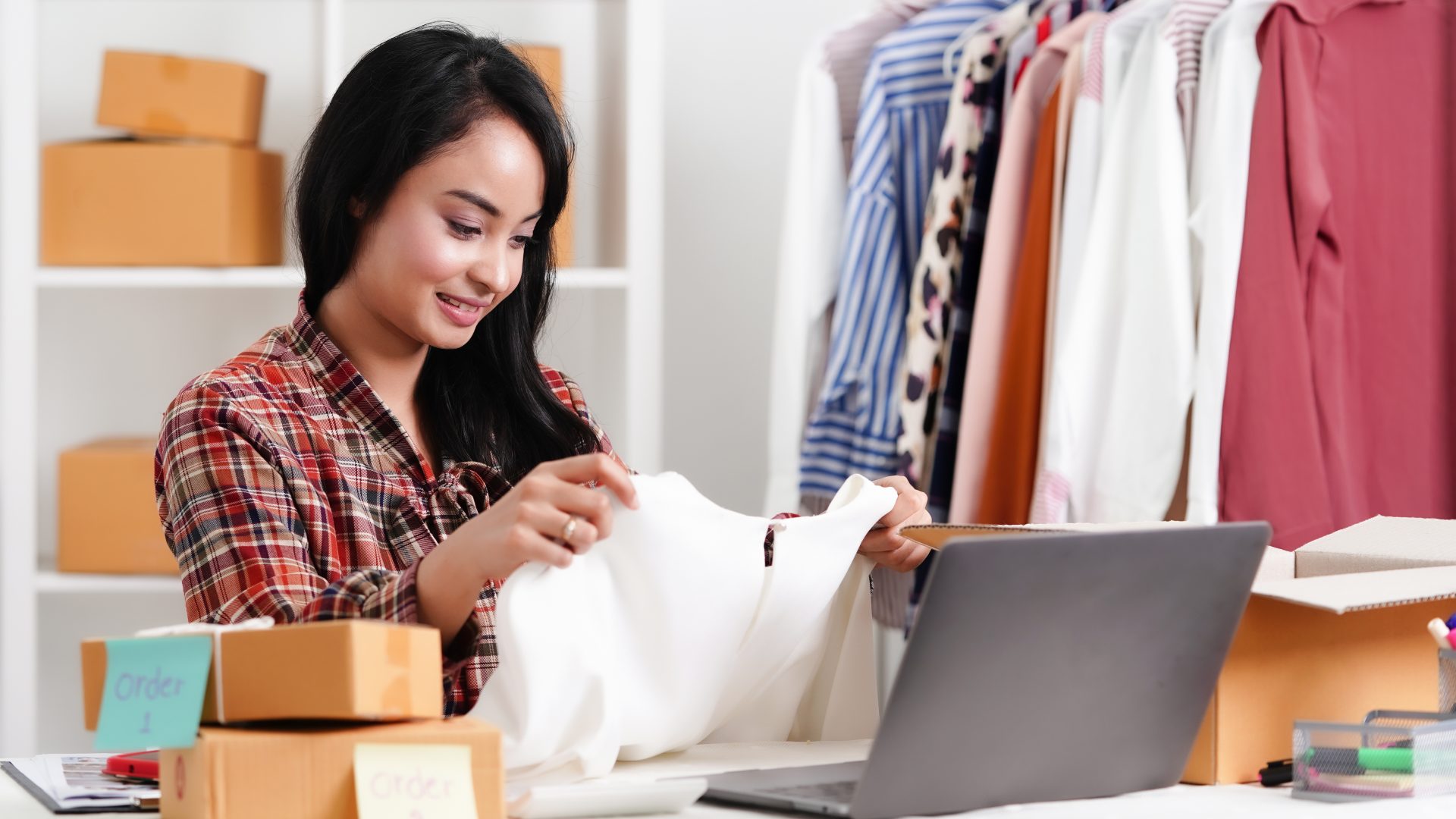 5 Best Sites to Sell Clothes Online and How to Do It - NerdWallet