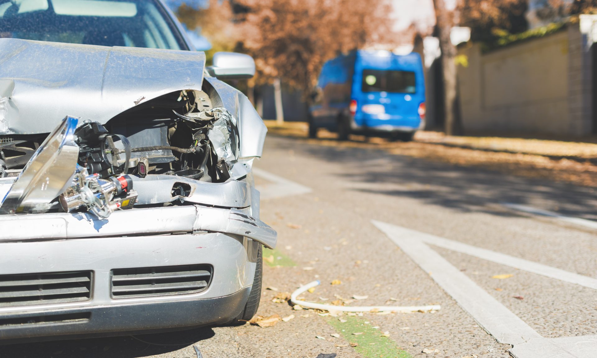 What You Need to Know Before You Buy Accident-Damaged Cars