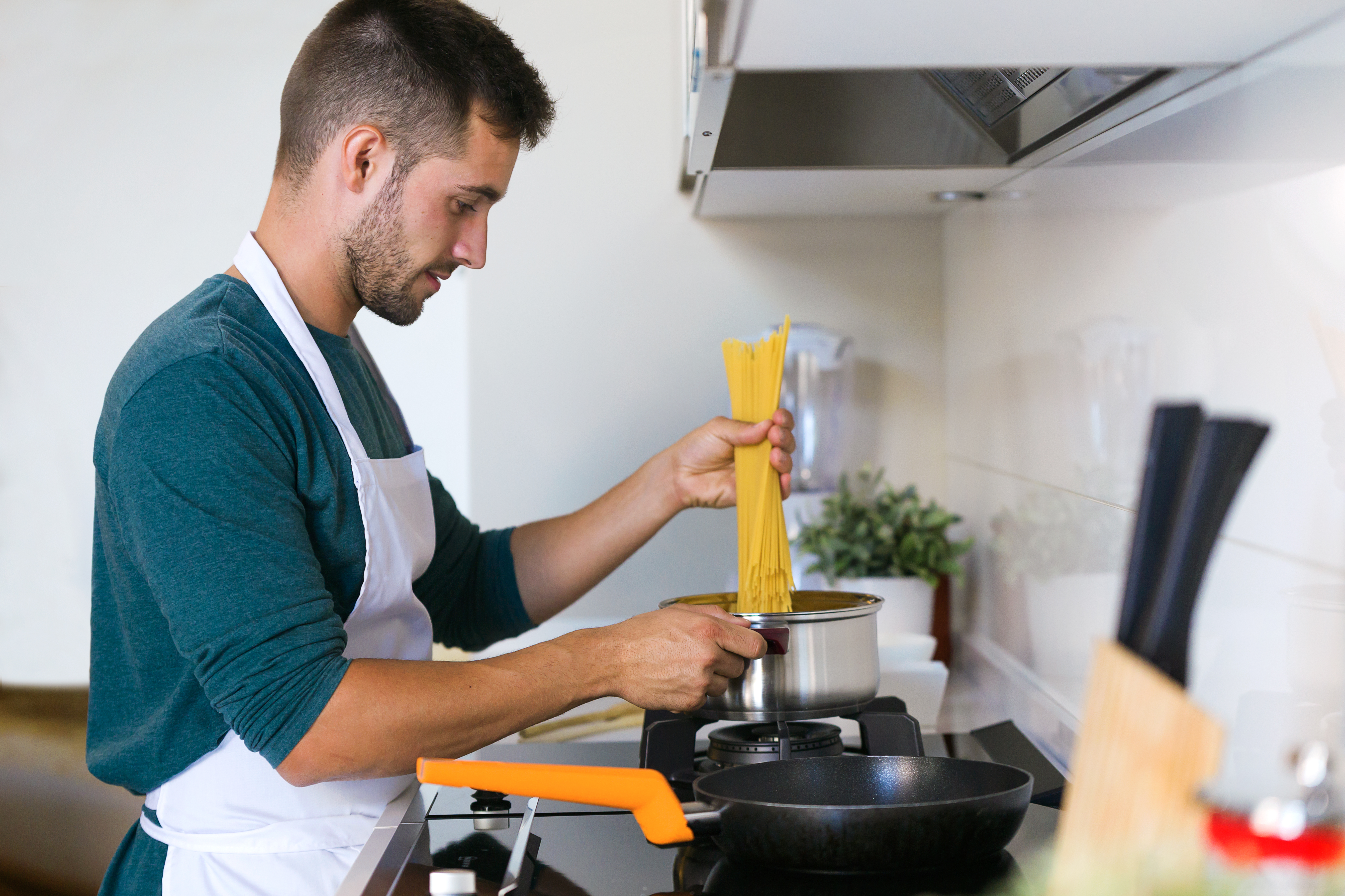 How to Stop Spending Money: 8 Ways to Resist the Urge - NerdWallet