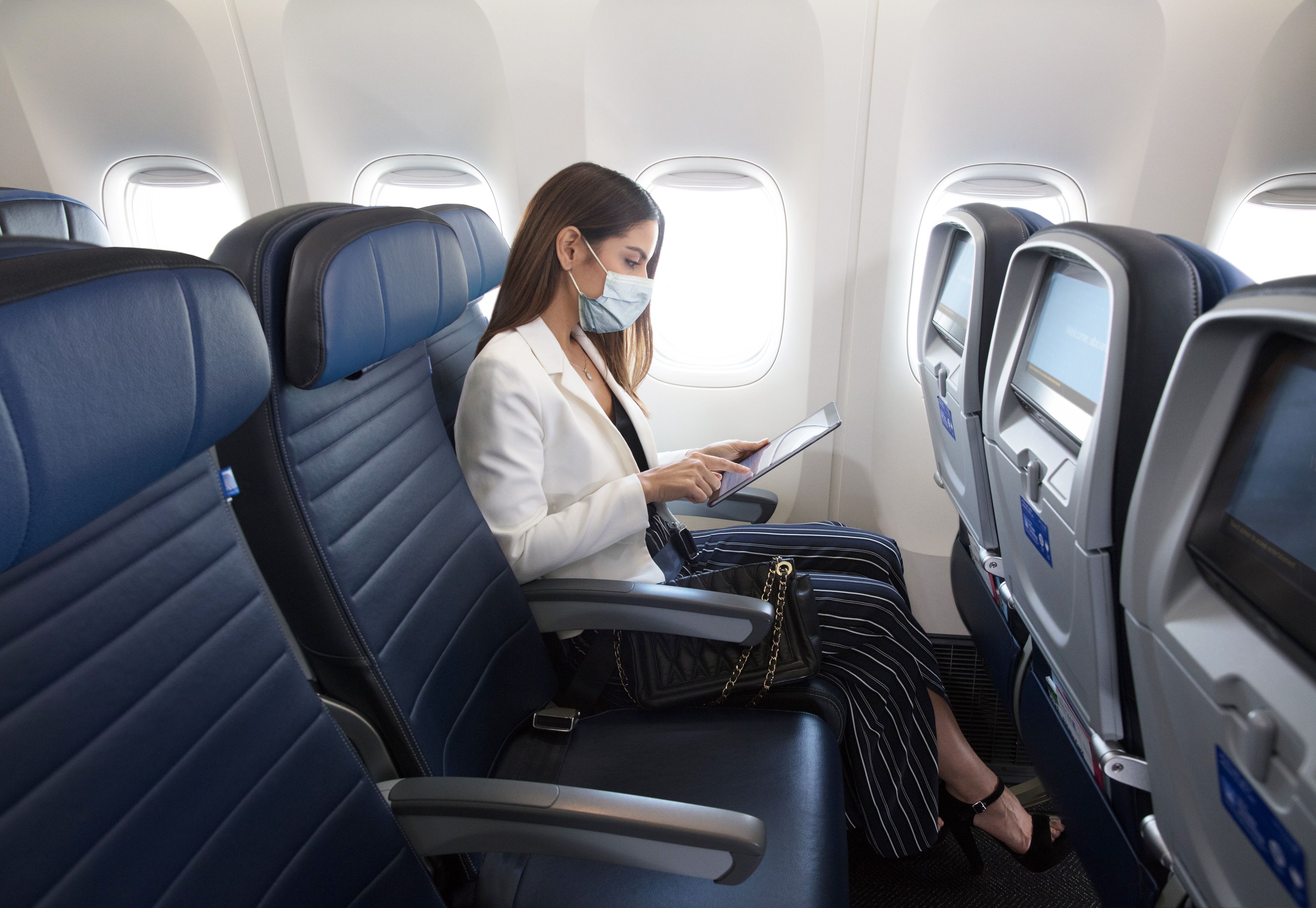 How to Save Money on United Airlines Flights - NerdWallet