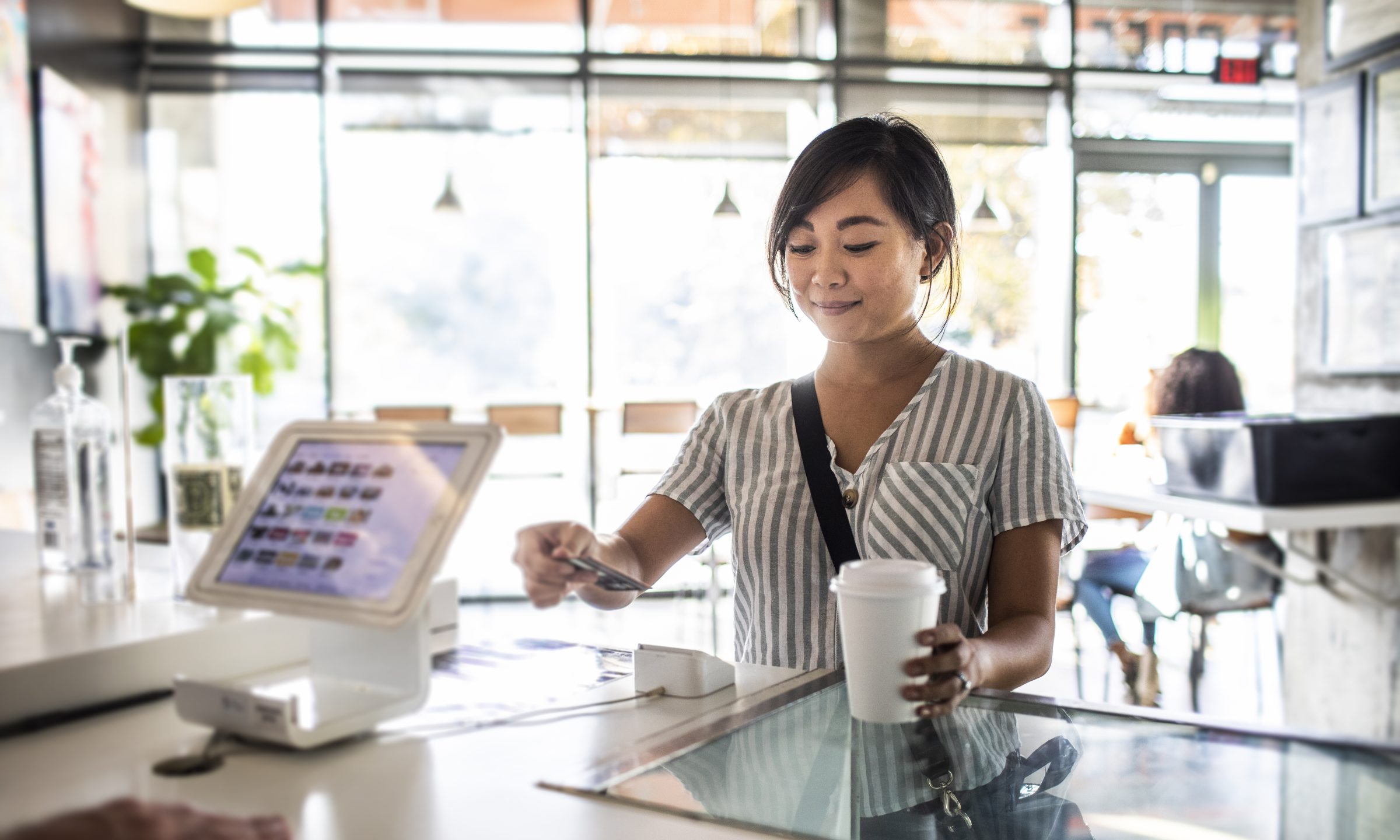 10 Benefits of the Wells Fargo Autograph - NerdWallet