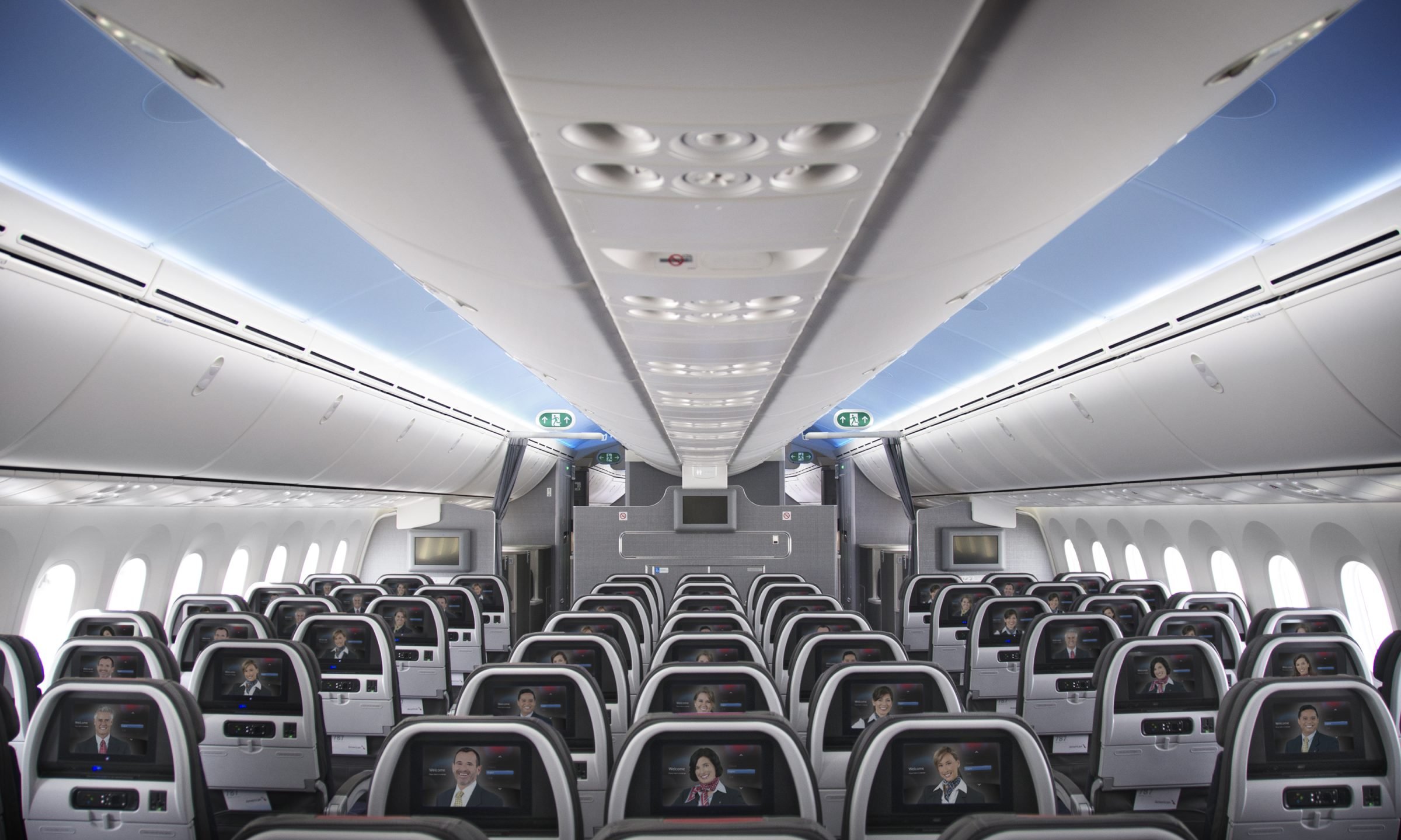 American Airlines Main Cabin: What to Know - NerdWallet