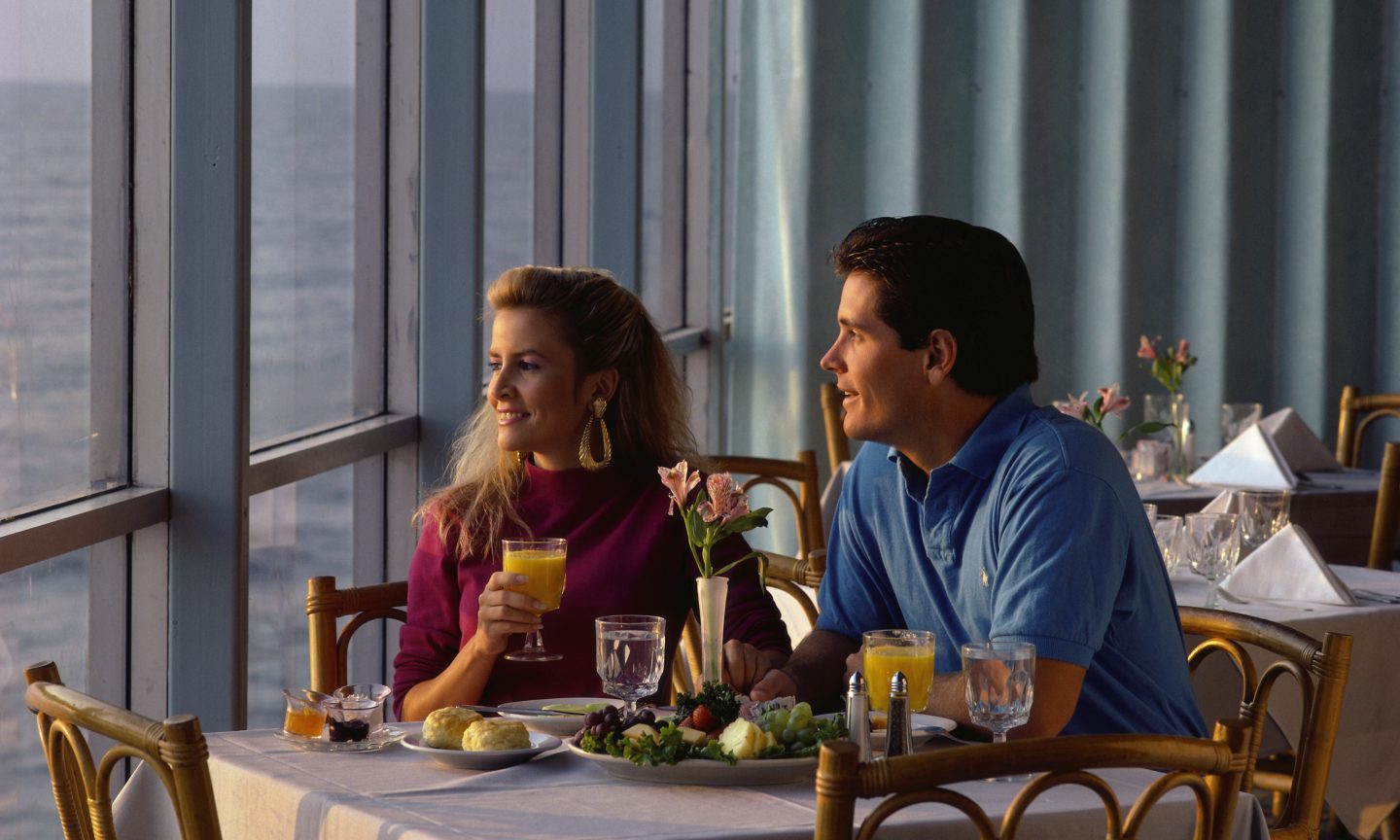 Can You Carry Meals on a Cruise? – NerdWallet