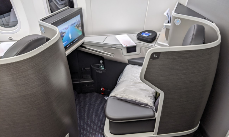 aa business class seating