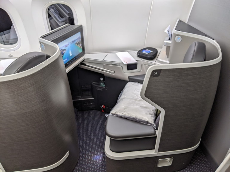 aa business class seating