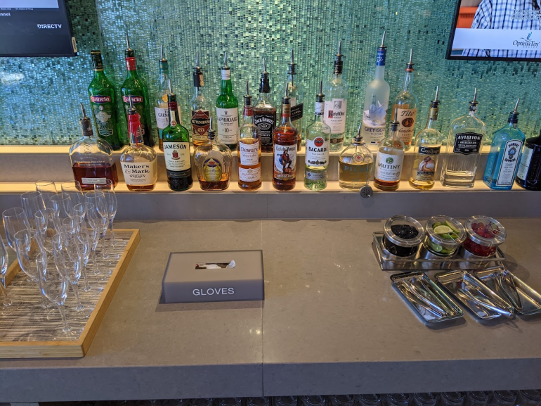 liquor options in flagship lounge