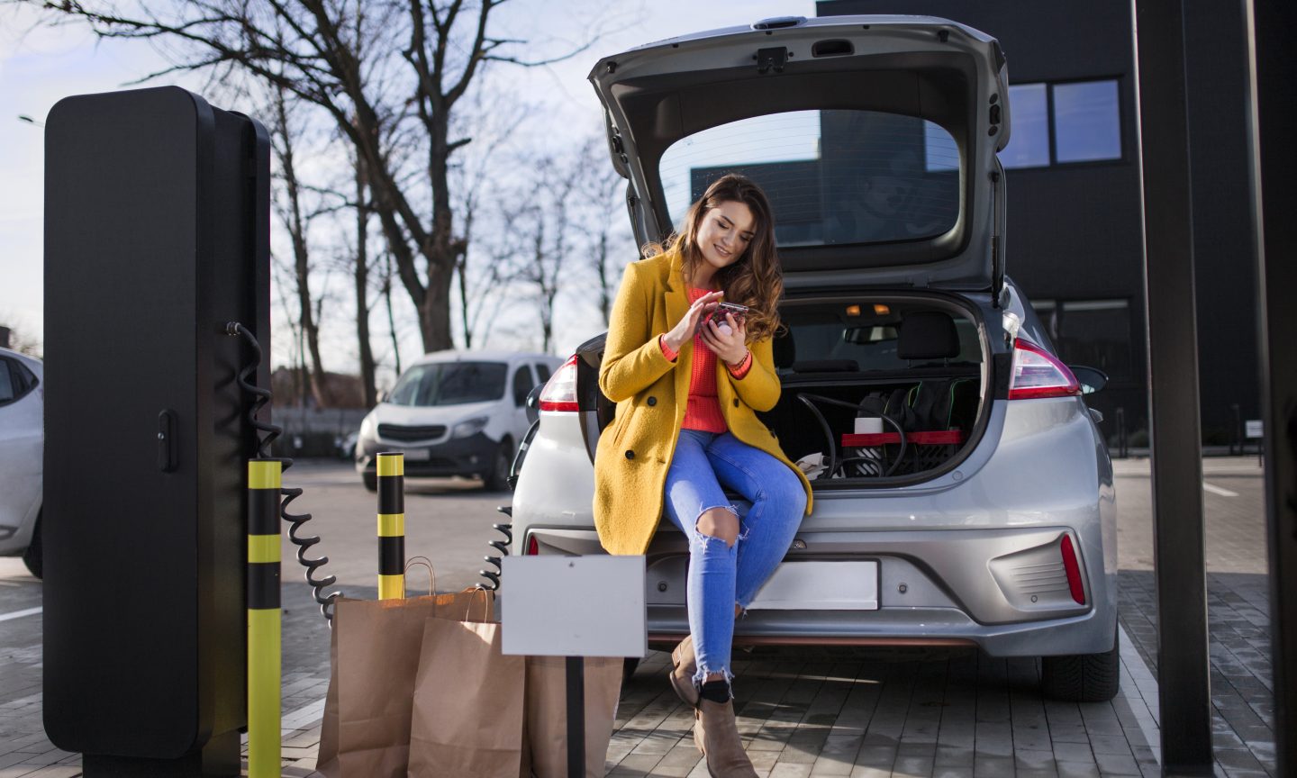 Do You Want an Electrical Automobile Mortgage to Purchase Your EV? – NerdWallet