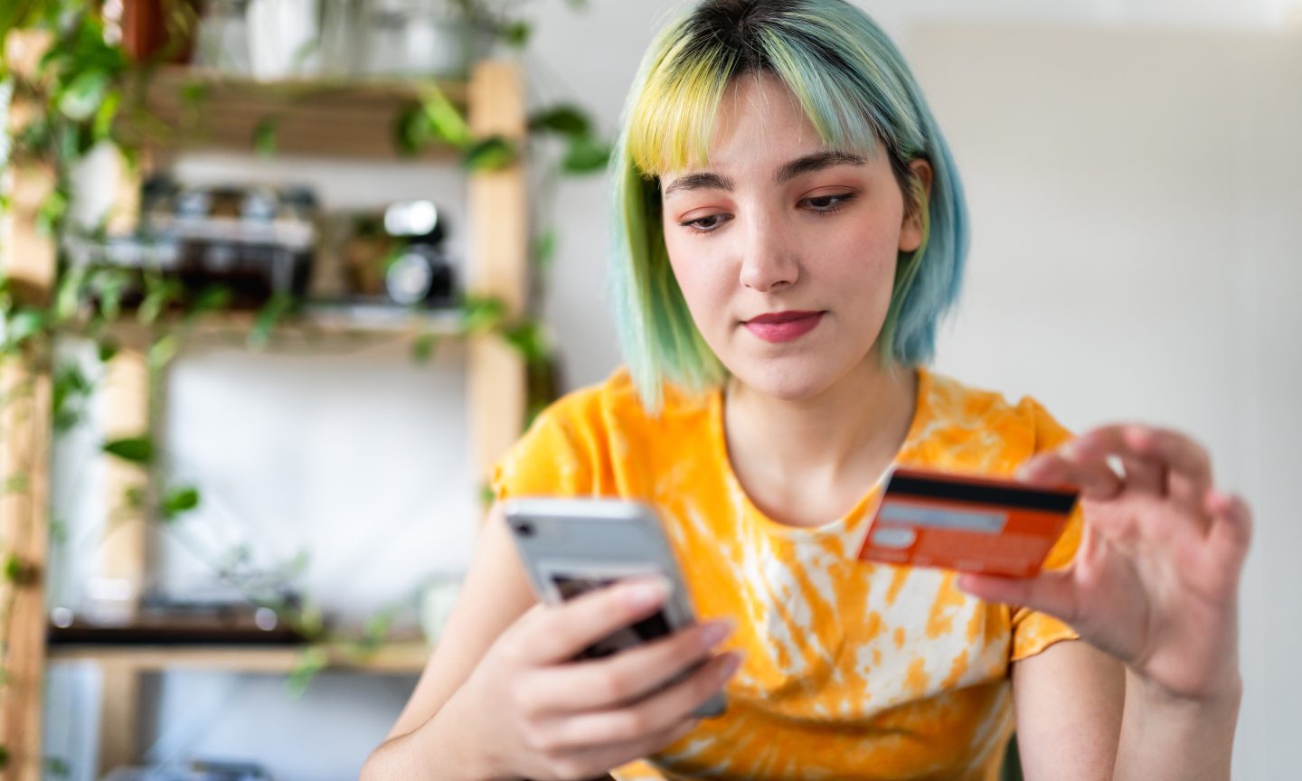 What Is an Excellent Stability on a Credit score Card? – NerdWallet