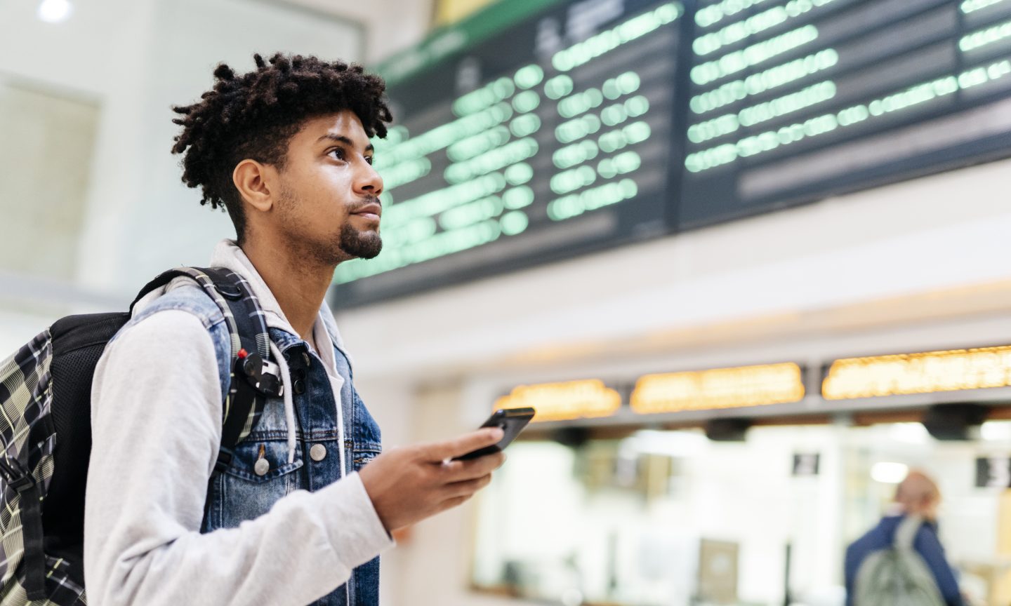Flight Delay? You Ought to Nonetheless Wait by Your Gate – NerdWallet