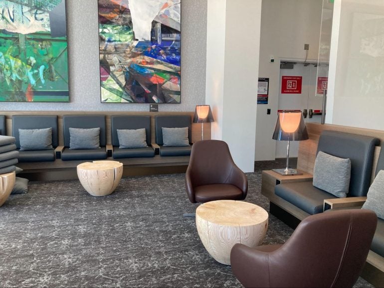 air canada travel lounge