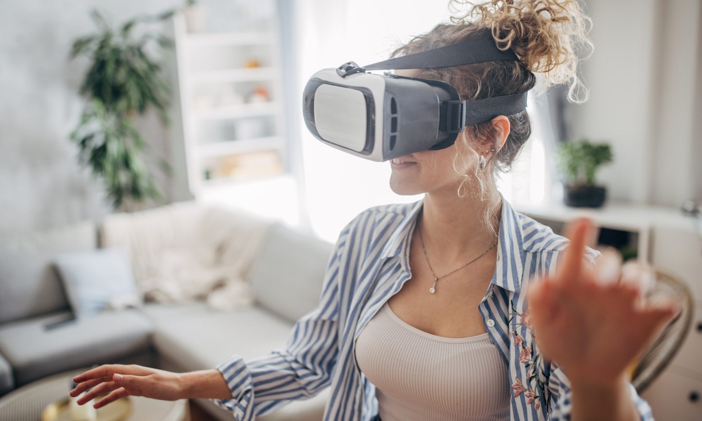 7 BestPerforming Virtual Reality Stocks for October 2024 NerdWallet