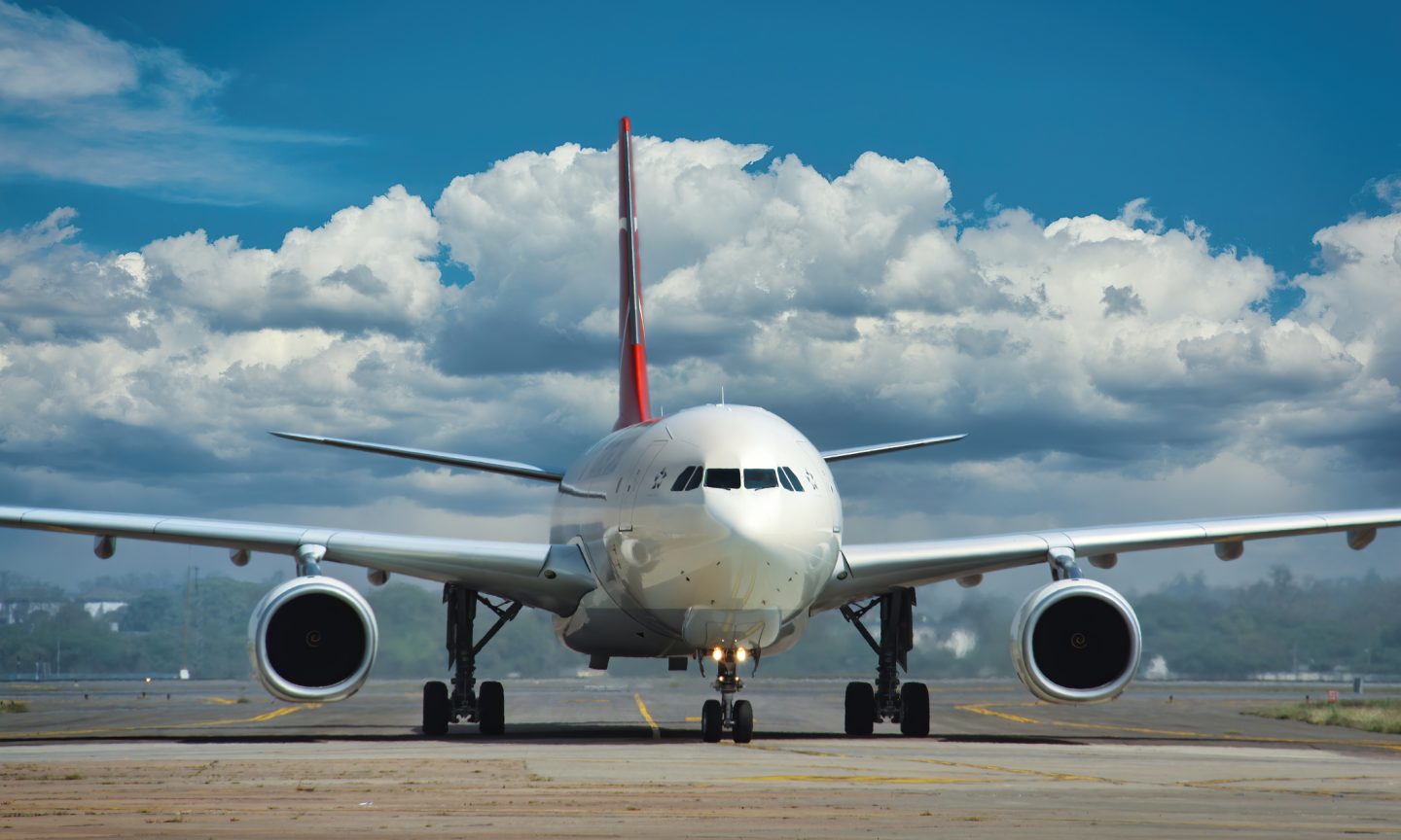 Qatar Airways vs. Singapore Airways: How They Differ – NerdWallet
