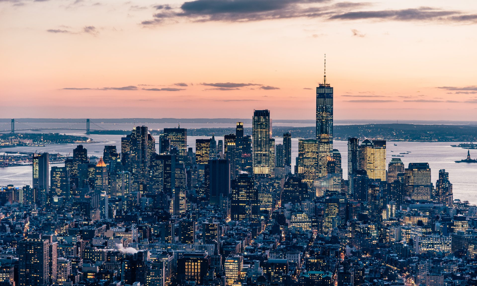 MoneyWireDaily — Airbnb Expands Hotel Push With Price Match, Bigger Rebates