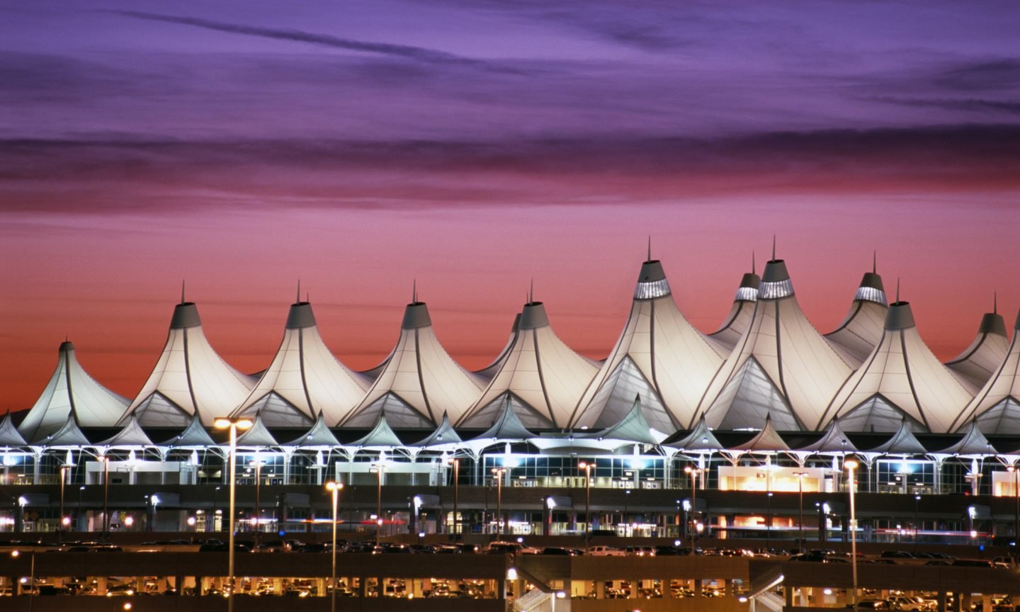 A Information to Denver Airport Lounges: What to Know – NerdWallet