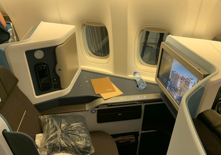 is world traveller business class