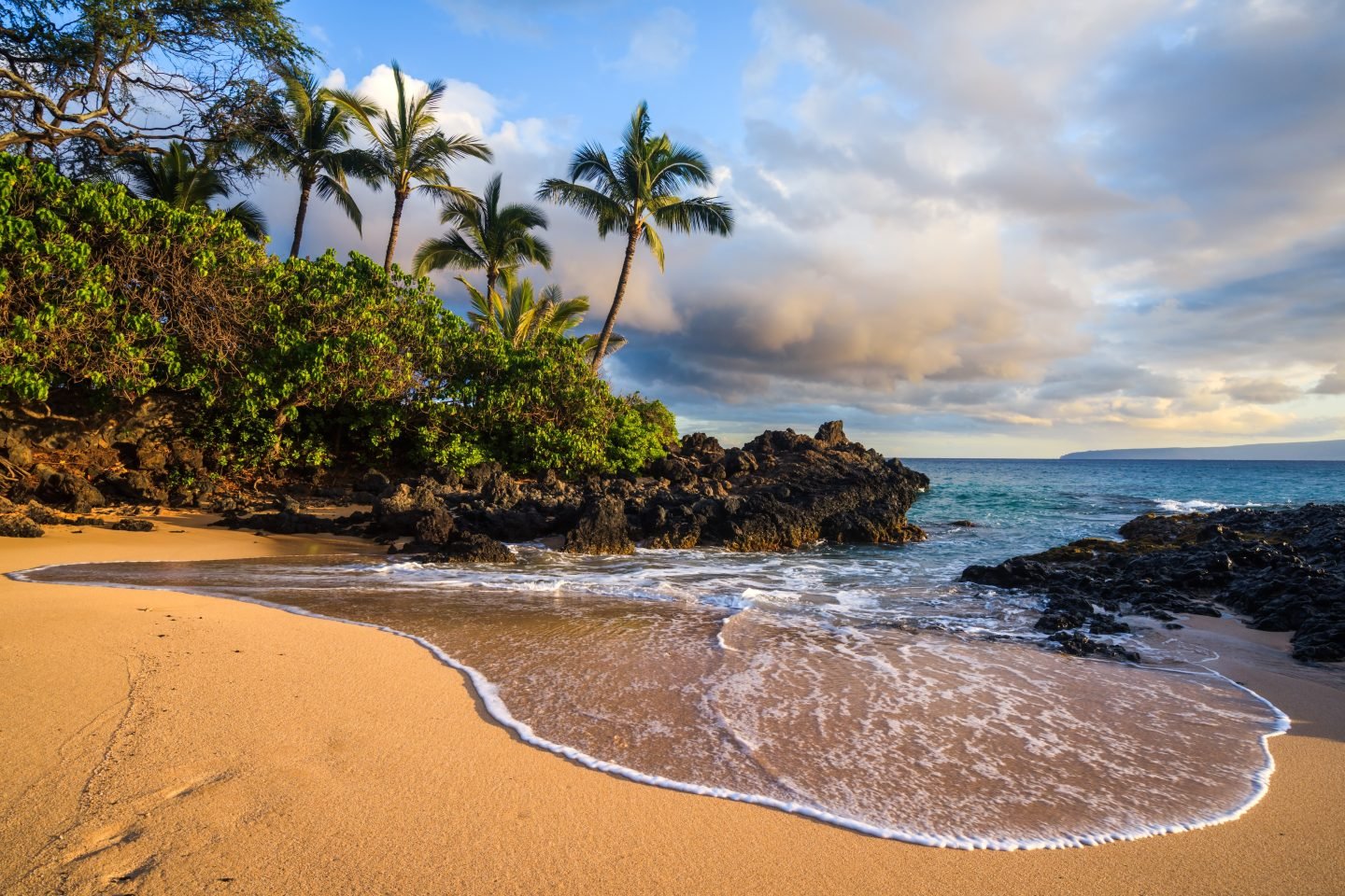 best hawaii island to visit in october