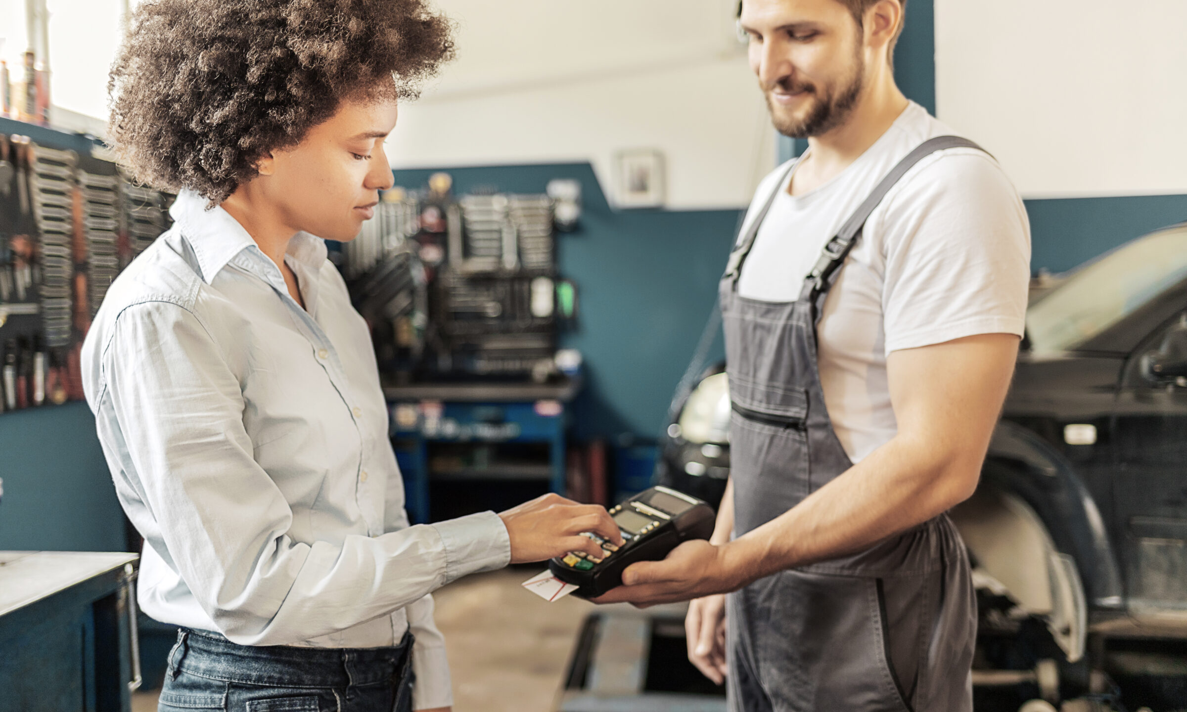 AmEx Platinum Card Will Lose Saks Credit Starting July 1