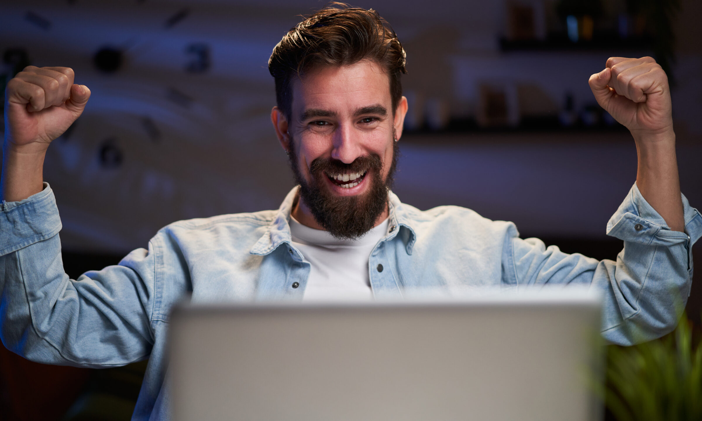 I’m a Personal Finance Expert: Here Are 6 Clever Ways I Save Money I’m a Personal Finance Expert: Here Are 6 Clever Ways I Save Money