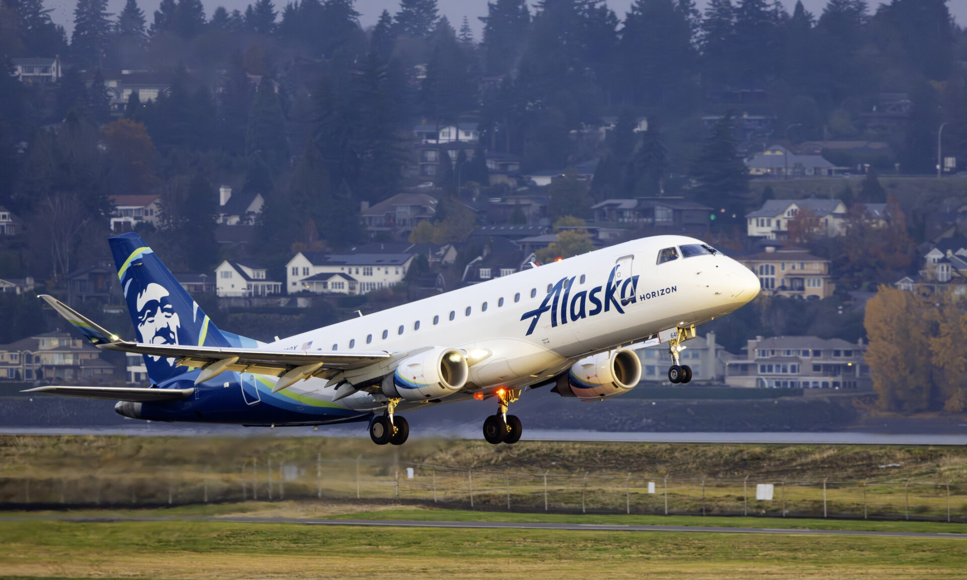 The Guide to Alaska Airlines Business Class