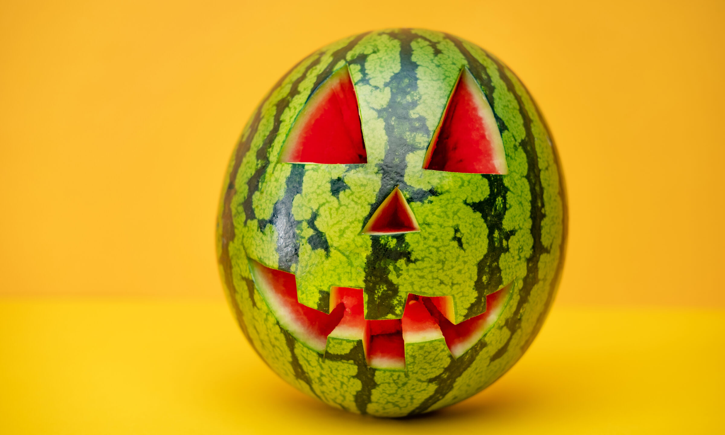 MoneyWireDaily — Ready for Summerween? Redditors Share Budget-Friendly Tips