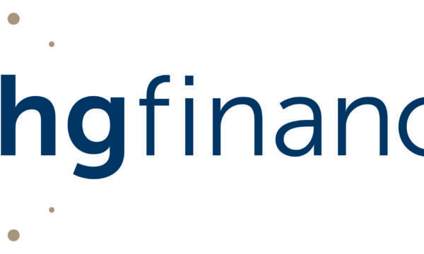 Logo, Text
