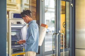 Where to Exchange Currency Without Paying Huge Fees