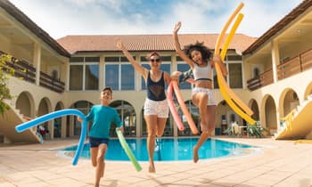 Best Summer Hotel Deals of 2026 – Free Nights, Dining and More
