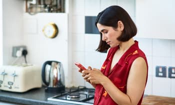 What Are Credit Tradelines?