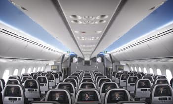 The Guide to American Airlines Main Cabin