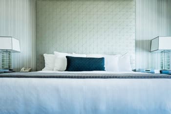 6 Ways to Get Cheap Hotel Rooms