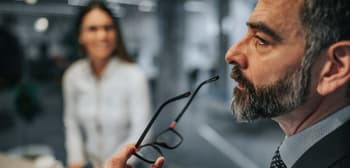 GettyImages-1051136078.jpg-Liz Weston/ Here's What Bad Advice Costs You