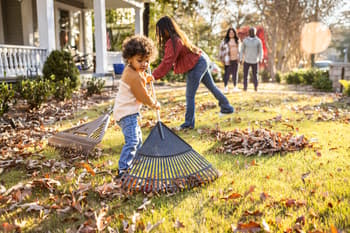 Weekly Mortgage Rates Fall as Hiring Stalls