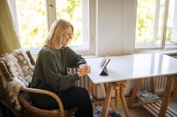 How to Be a Better Long-Distance Caregiver