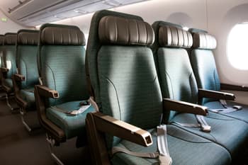 How to Make the Most of Economy Class on Cathay Pacific
