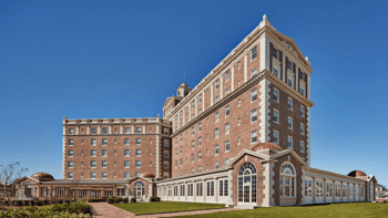 What is the Cavalier Hotel on Virginia Beach Like?