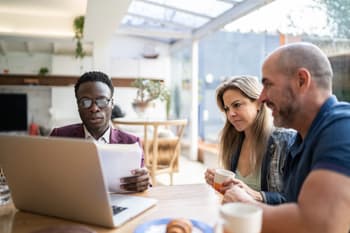 Are Cash Offers Better for Sellers?