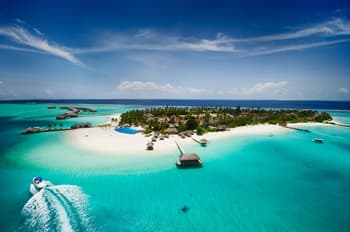 11 Stunning Maldives Resorts to Stay on Points